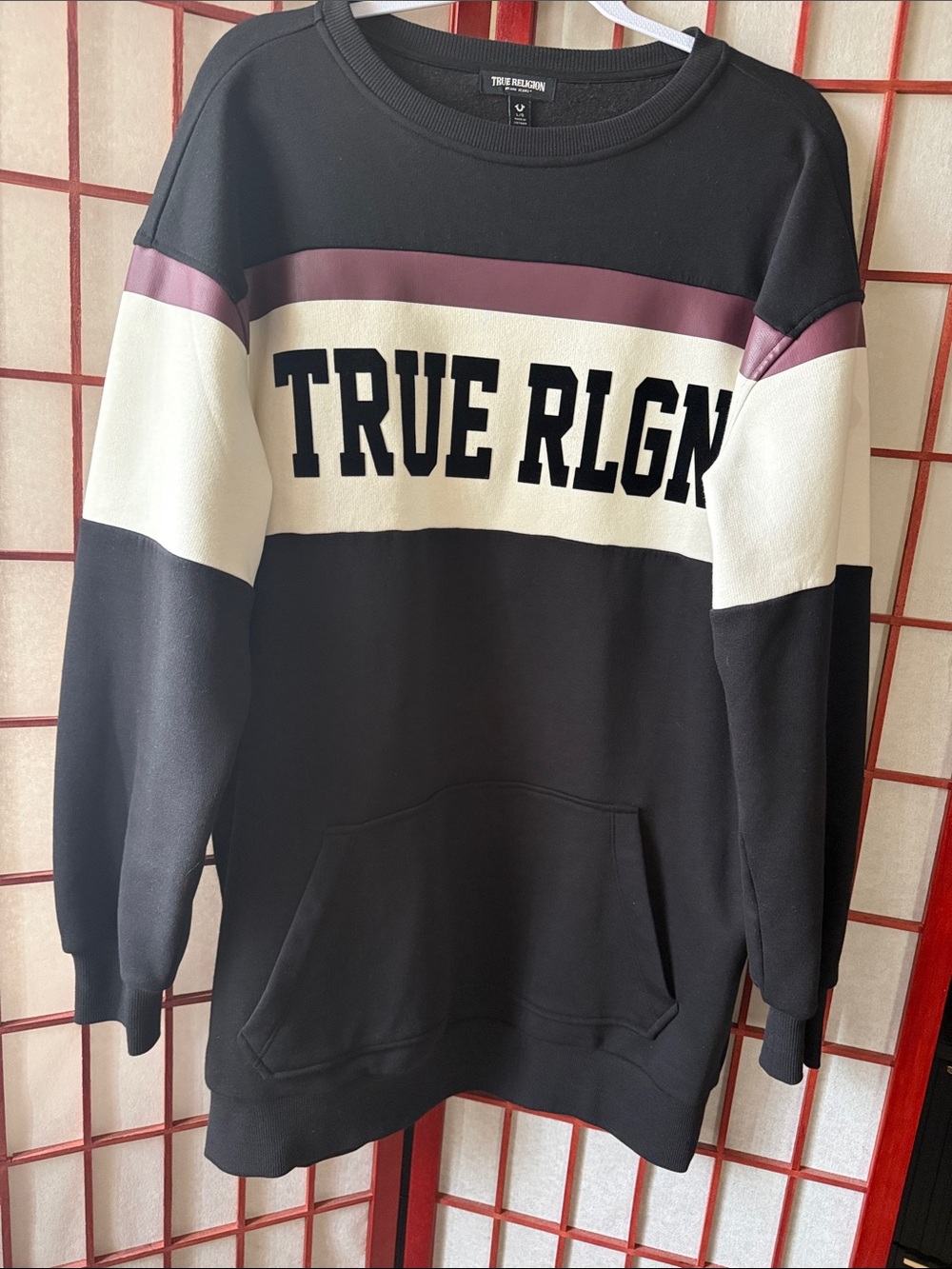 True Religion Black White and Mauve Colorblock Crewneck Dress
